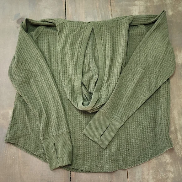 Calvin Klein Jeans Green Waffle Print Long Sleeve Hooded Shirt - Size Small (S) - Picture 6 of 8